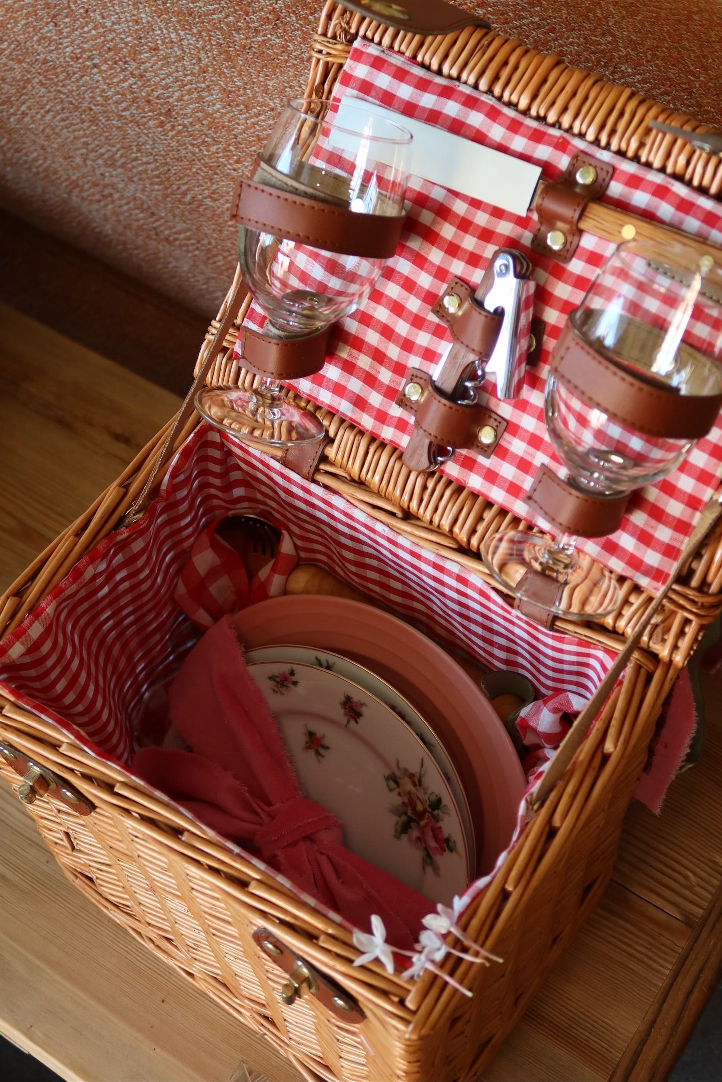 Kissing in a Tree - Picnic Basket — Party of Two